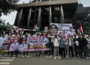 DPP GARANSI dan AMPPUH Geruduk KPK, Massa Aksi Sebut Wesly Silalahi Wali Kota Terkorup di Indonesia